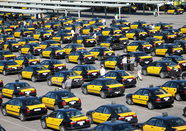 Blasi qualifica d’oportunista la proposta de Colau de regular les llicències d’VTC a l’àrea metropolitana i li retreu que no hagi fet res fins&nbsp;ara