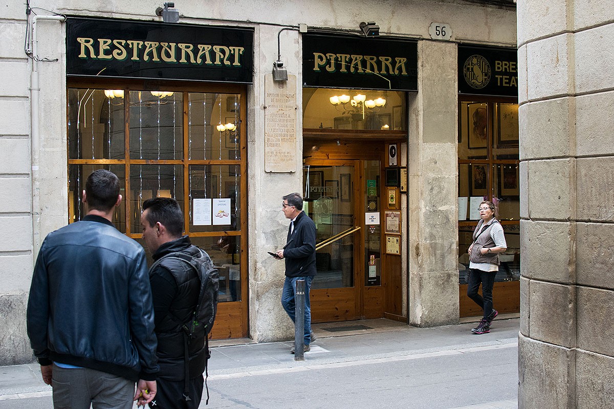 El PDeCAT aconsegueix que el govern Colau estudiï crear una catalogació nova per a protegir el patrimoni immaterial de la ciutat, que eviti desaparicions com la del&nbsp;Pitarra